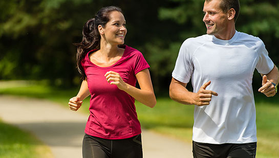 Husband and Wife out on a jog follow health advice from San Ramon chiropractor