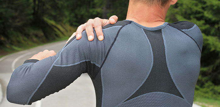 Patient needing frozen shoulder treatment in San Ramon