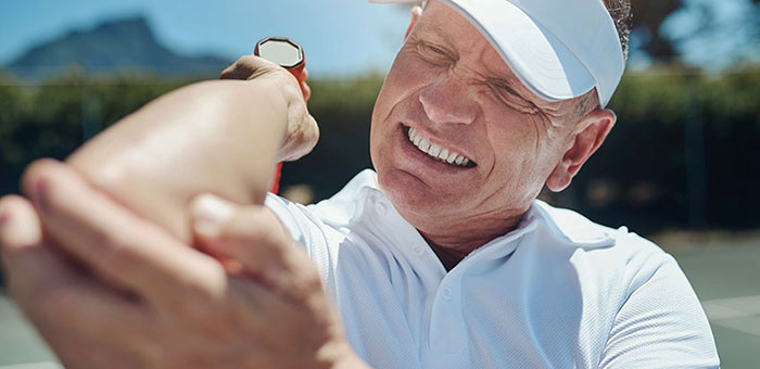 Patient needing tennis elbow treatment in San Ramon